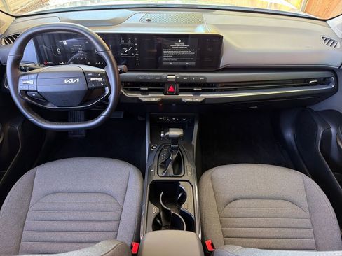 Used 2025 Kia K4 EX FWD image 21