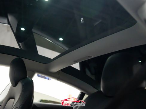 Used 2019 Tesla Model 3 Standard Range Plus image 33