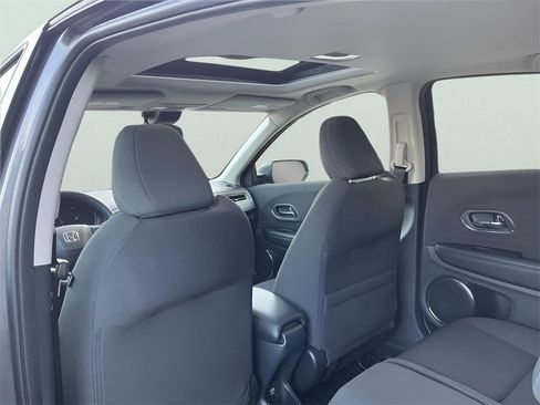 Certified 2022 Honda HR-V EX image 34
