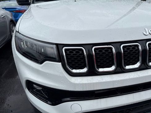 Used 2023 Jeep Compass Limited AWD/4WD image 8