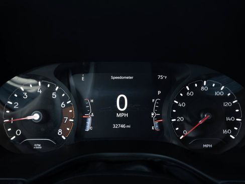 Used 2023 Jeep Compass Latitude AWD/4WD image 30