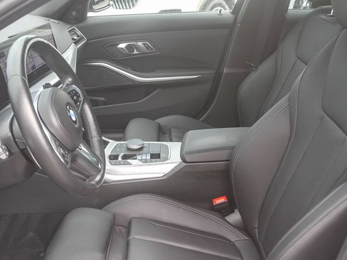 Used 2023 BMW M340i RWD image 14