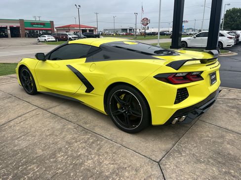 Used 2020 Chevrolet Corvette Stingray Premium Cpe w/ 3LT Preferred Equipment Group RWD image 3