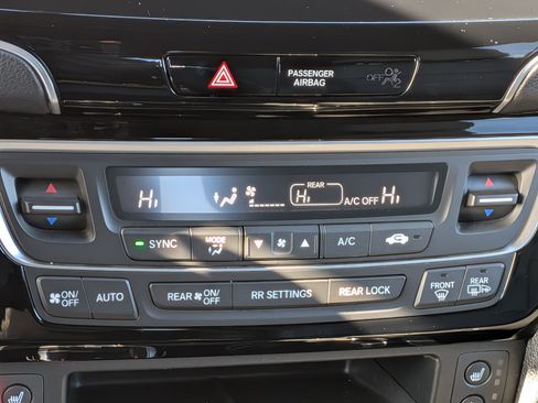 Certified 2023 Honda Passport Elite image 21