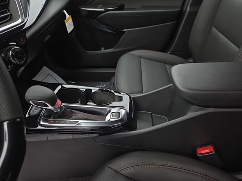New 2026 Chevrolet Trax RS w/ Driver Confidence Package FWD image 24