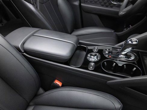 Used 2022 Bentley Bentayga Speed image 26