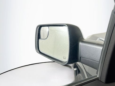 Used 2020 RAM 1500 Laramie AWD/4WD image 16