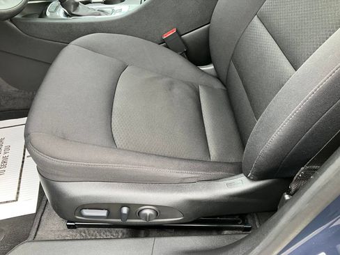 Used 2025 Chevrolet Malibu LT FWD image 13