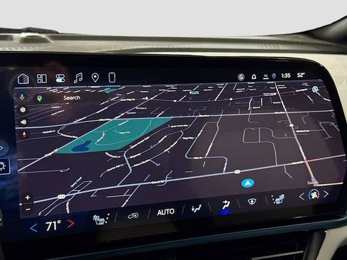 New 2026 Chevrolet Equinox EV LT image 14