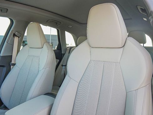 New 2025 Audi Q5 Premium Plus image 9