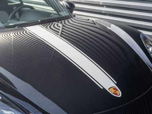 Certified 2024 Porsche 718 Cayman image 32