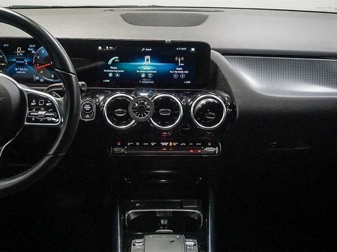 Used 2023 Mercedes-Benz GLA 250 image 12