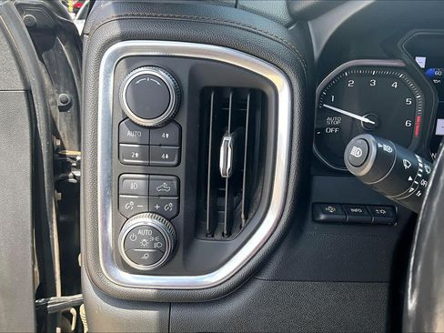 Used 2019 GMC Sierra 1500 AT4 w/ AT4 Carbonpro Edition AWD/4WD image 13