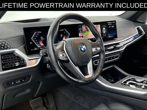 Used 2025 BMW X5 xDrive40i AWD/4WD image 16