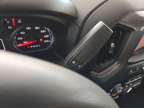 Used 2023 Chevrolet Silverado 1500 Custom image 21