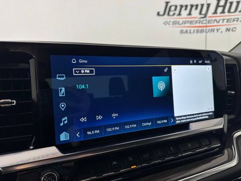Used 2022 Chevrolet Silverado 1500 LT AWD/4WD image 20