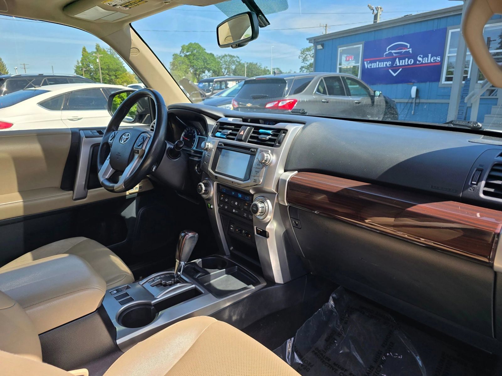 Used 2015 Toyota 4Runner Limited RWD image 10