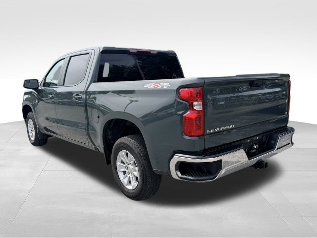 Used 2025 Chevrolet Silverado 1500 LT AWD/4WD image 7