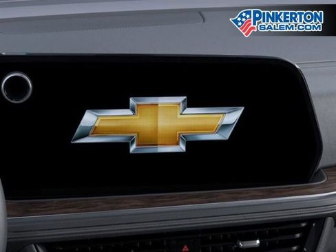 New 2026 Chevrolet Suburban Premier image 20