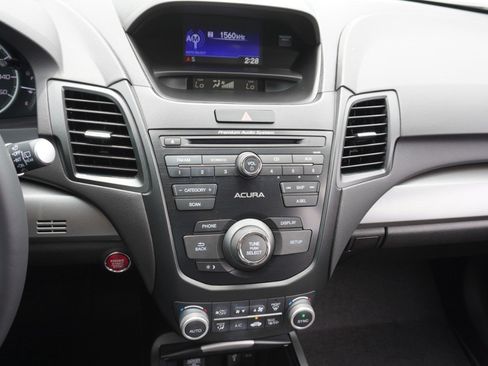 Used 2018 Acura RDX FWD image 16