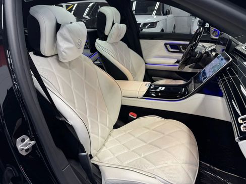 Used 2023 Mercedes-Benz Maybach S 680 4MATIC w/ Manufaktur Leather Package image 72