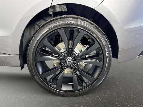 Used 2026 Jaguar F-PACE R-Dynamic S image 33