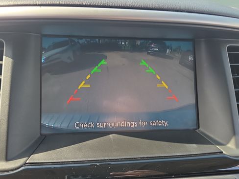 Used 2018 Nissan Pathfinder S FWD image 31