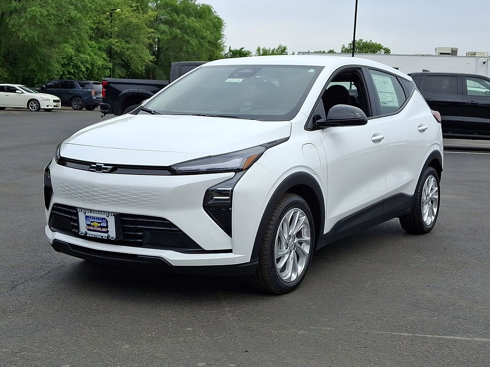 New 2027 Chevrolet Bolt LT w/ Comfort Package FWD image 10