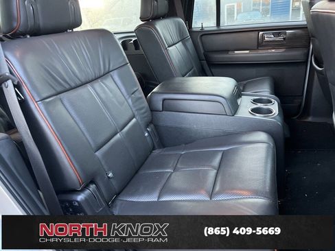 Used 2007 Lincoln Navigator 2WD image 12