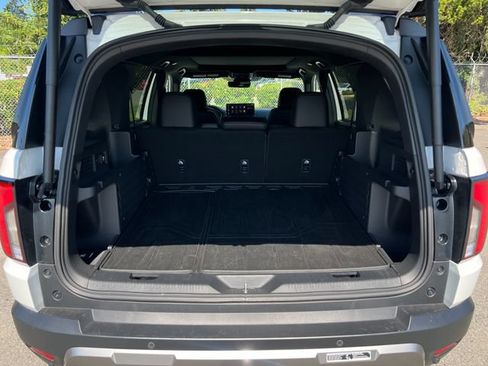 Used 2026 Honda Passport TrailSport Elite image 12