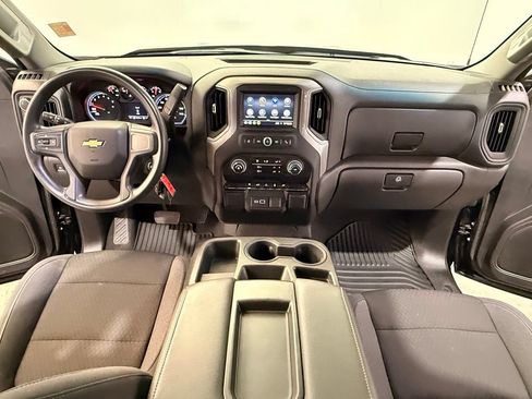 Used 2022 Chevrolet Silverado 1500 Custom w/ LPO, Dark Essentials Package AWD/4WD image 17
