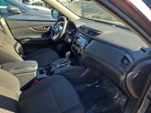 Used 2020 Nissan Rogue S image 20