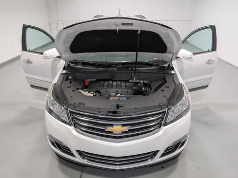 Used 2017 Chevrolet Traverse Premier AWD/4WD image 14