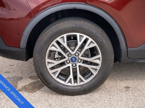 Used 2021 Ford Escape SEL image 9