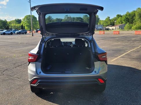 New 2026 Chevrolet Trax LS w/ Driver Confidence Package FWD image 11