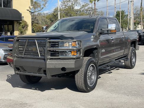 Used 2015 Chevrolet Silverado 2500 High Country w/ Duramax Plus Package AWD/4WD image 9