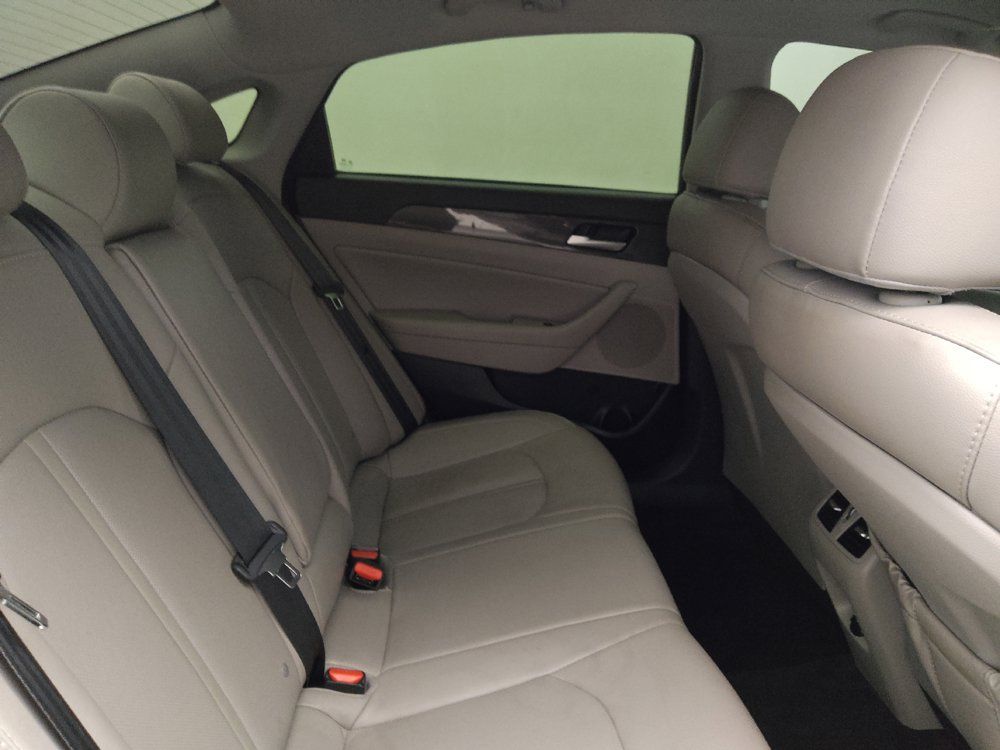 Used 2018 Hyundai Sonata Limited FWD image 19