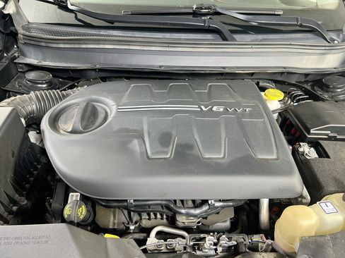 Used 2022 Jeep Cherokee Trailhawk w/ Sun, Sound & Nav Group AWD/4WD image 30