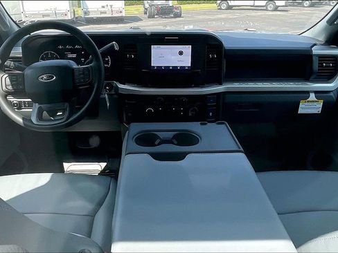 New 2025 Ford F550 2WD Regular Cab Super Duty w/ XL Chrome Package image 5