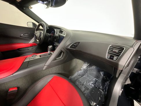 Used 2016 Chevrolet Corvette Stingray Coupe w/ 2LT Preferred Equipment Group image 18