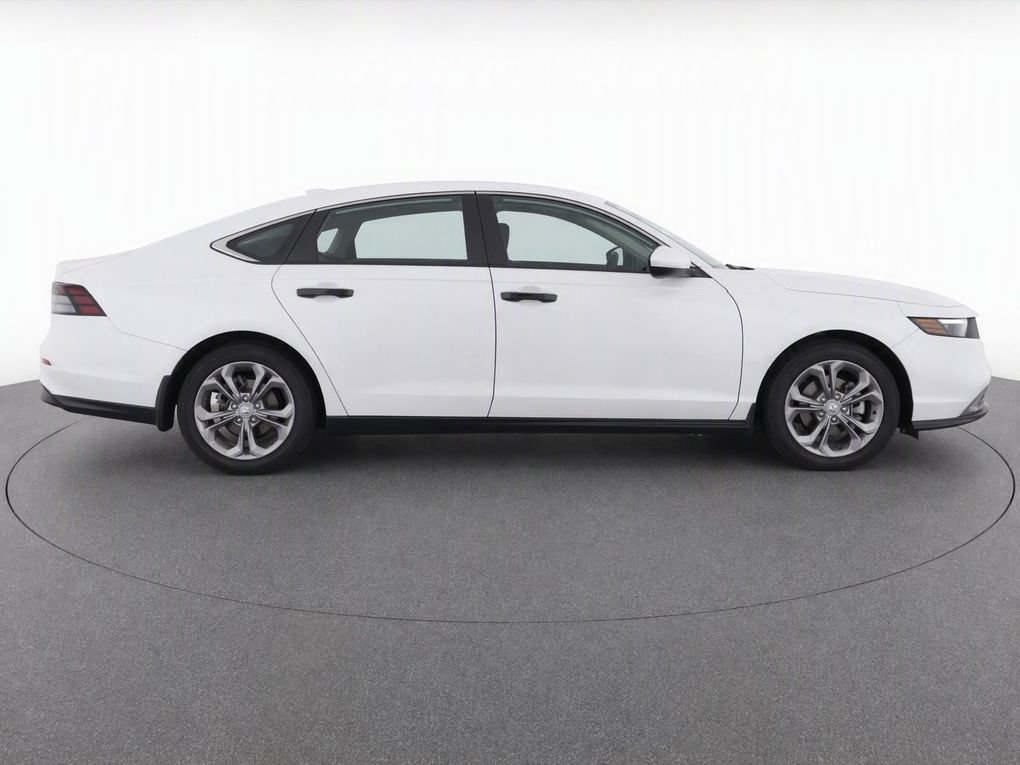 Used 2023 Honda Accord LX image 11