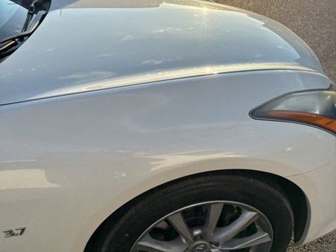 Used 2015 INFINITI Q60 Convertible w/ Premium Package image 26