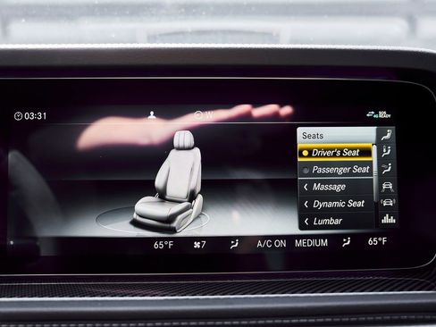 Used 2022 Mercedes-Benz G 63 AMG 4MATIC w/ Seat Comfort Package image 75