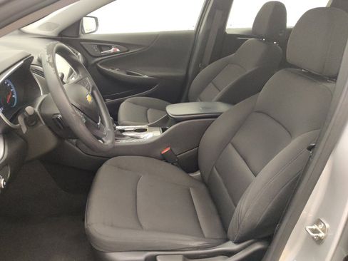 Used 2021 Chevrolet Malibu LS FWD image 17