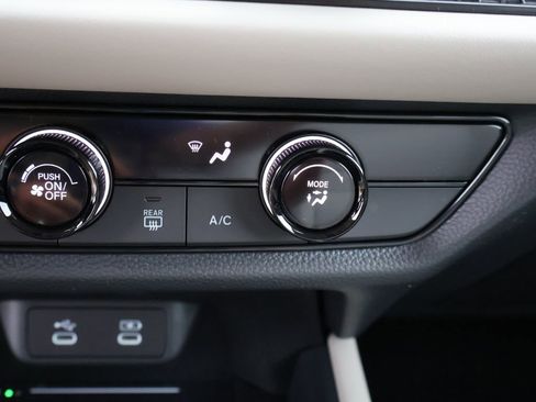 New 2026 Honda HR-V LX image 25