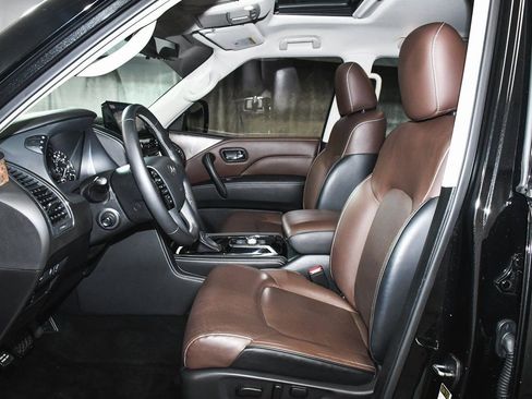 Used 2024 INFINITI QX80 Premium Select w/ Cargo Package image 42