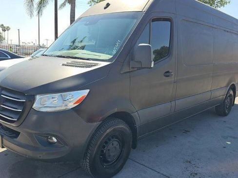 Used 2020 Mercedes-Benz Sprinter 2500 image 5