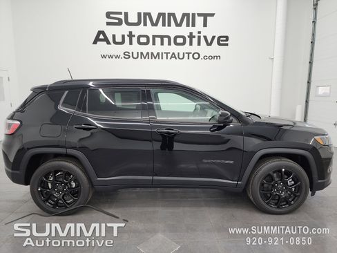 New 2026 Jeep Compass Latitude w/ Quick Order Package 29K AWD/4WD image 1