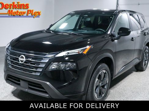 Used 2024 Nissan Rogue SV FWD image 1