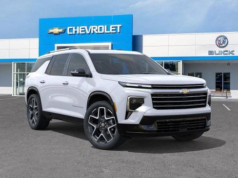 New 2026 Chevrolet Traverse High Country image 7